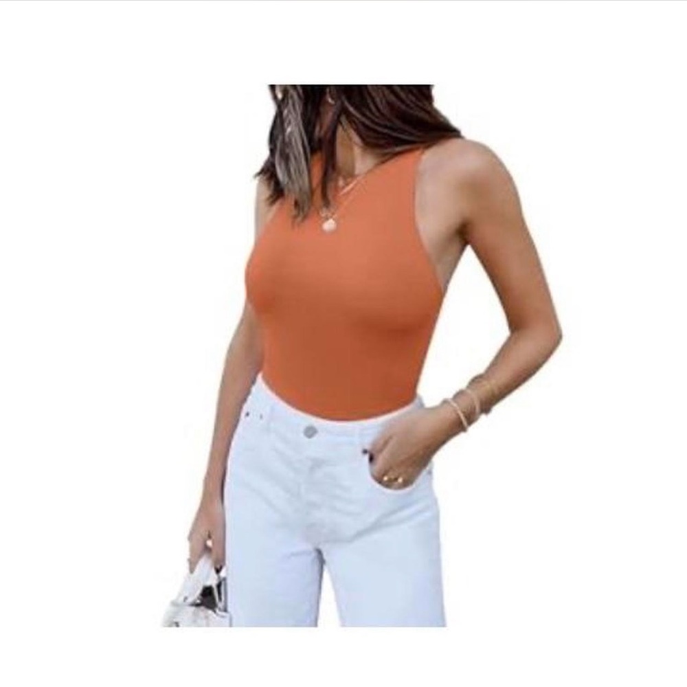 NWT Reoria Sleeveless Scoop Neck double lined Thong Bodysuit in Rust